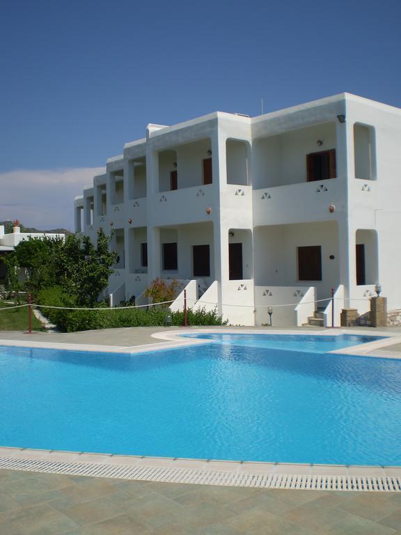 סקירוס Hotel Angela מראה חיצוני תמונה