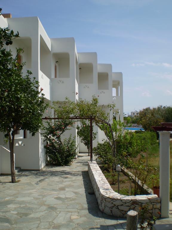סקירוס Hotel Angela מראה חיצוני תמונה