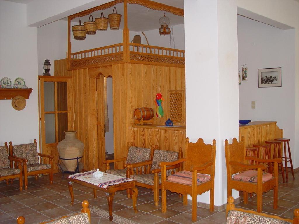 סקירוס Hotel Angela מראה חיצוני תמונה