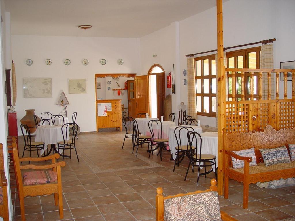 סקירוס Hotel Angela מראה חיצוני תמונה
